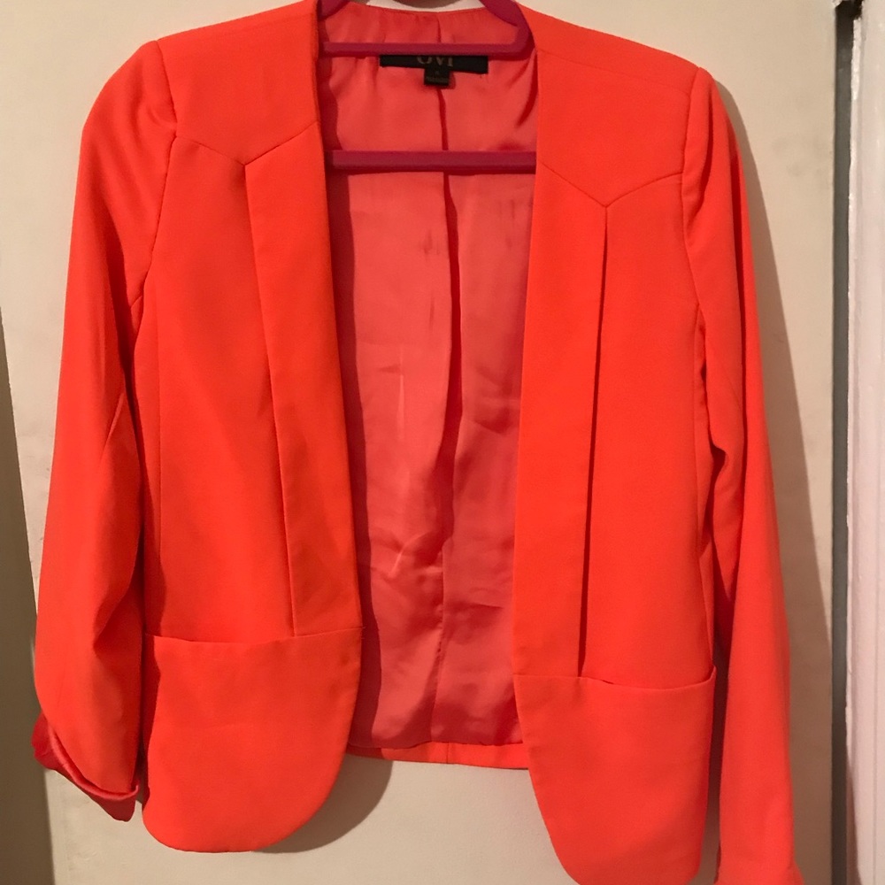 Make an outfit pop, with this fun blazer
